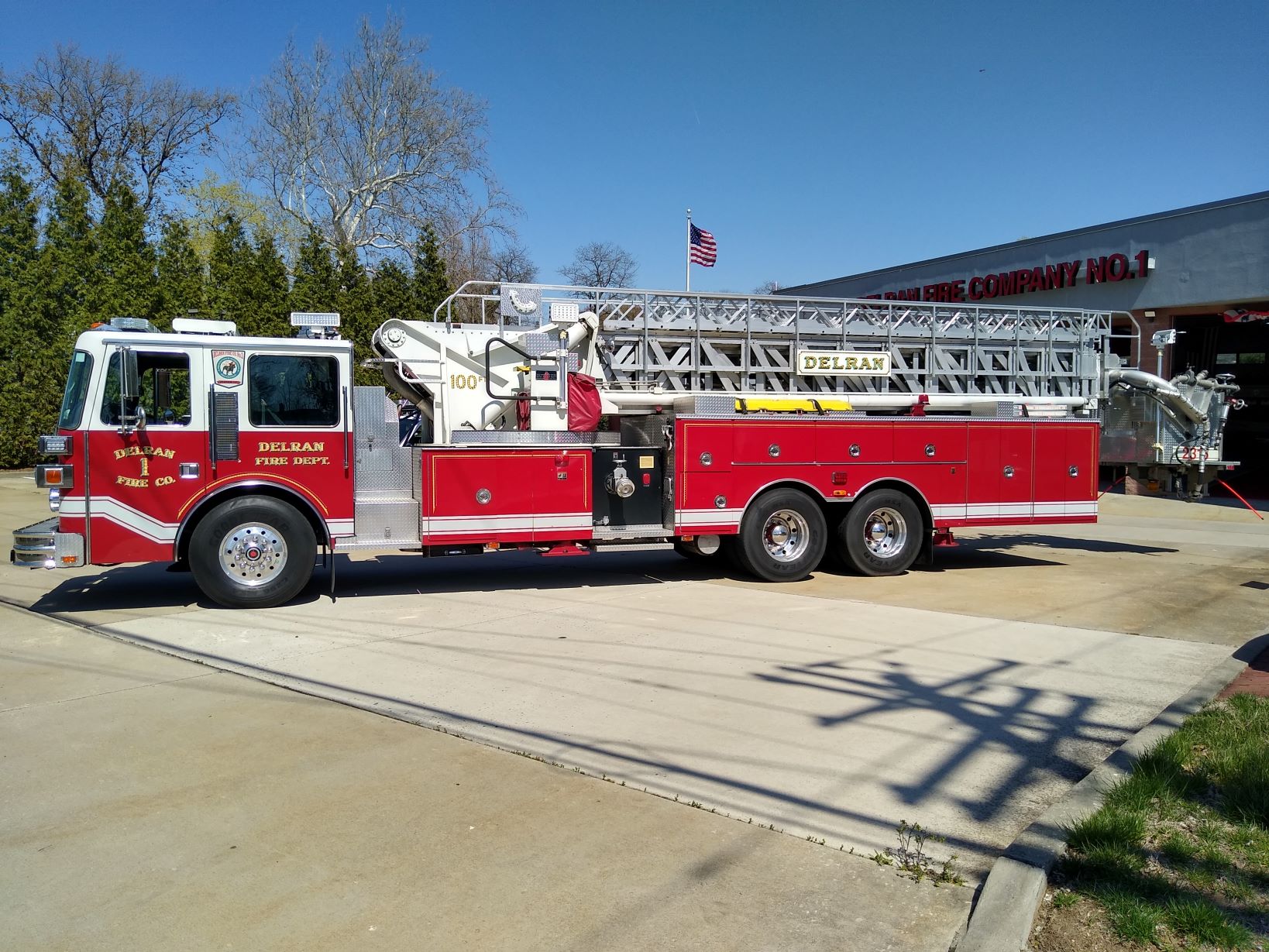 Delran Fire Company #1 Sutphen Tower Ladder